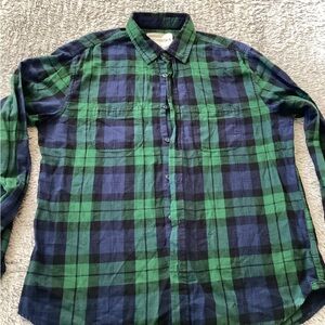 Aeropostale Men's Green and Navy Plaid Shirt